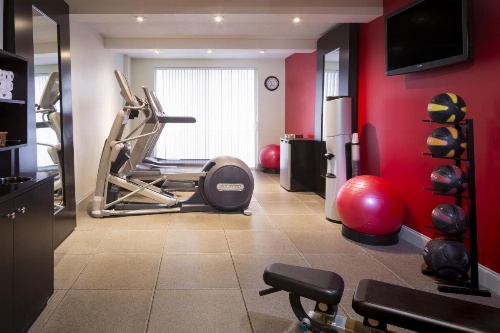 DoubleTree by Hilton Hotel Raleigh - Brownstone - University image 29